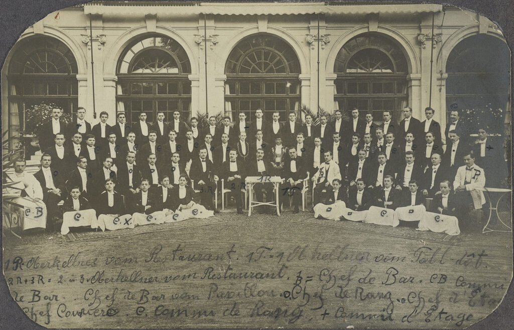 Hotel Montreux Palace, 1914-1917, Kellner - Bildarchiv ETH Bibliothek Zürich